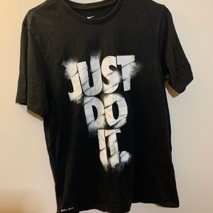 Nike t-shirt